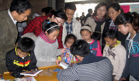 潘亮2012年金秋徐州签售第二季圆满举行